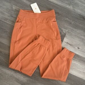 Fabletics - On the Go Cold Weather Jogger Size XS NWT